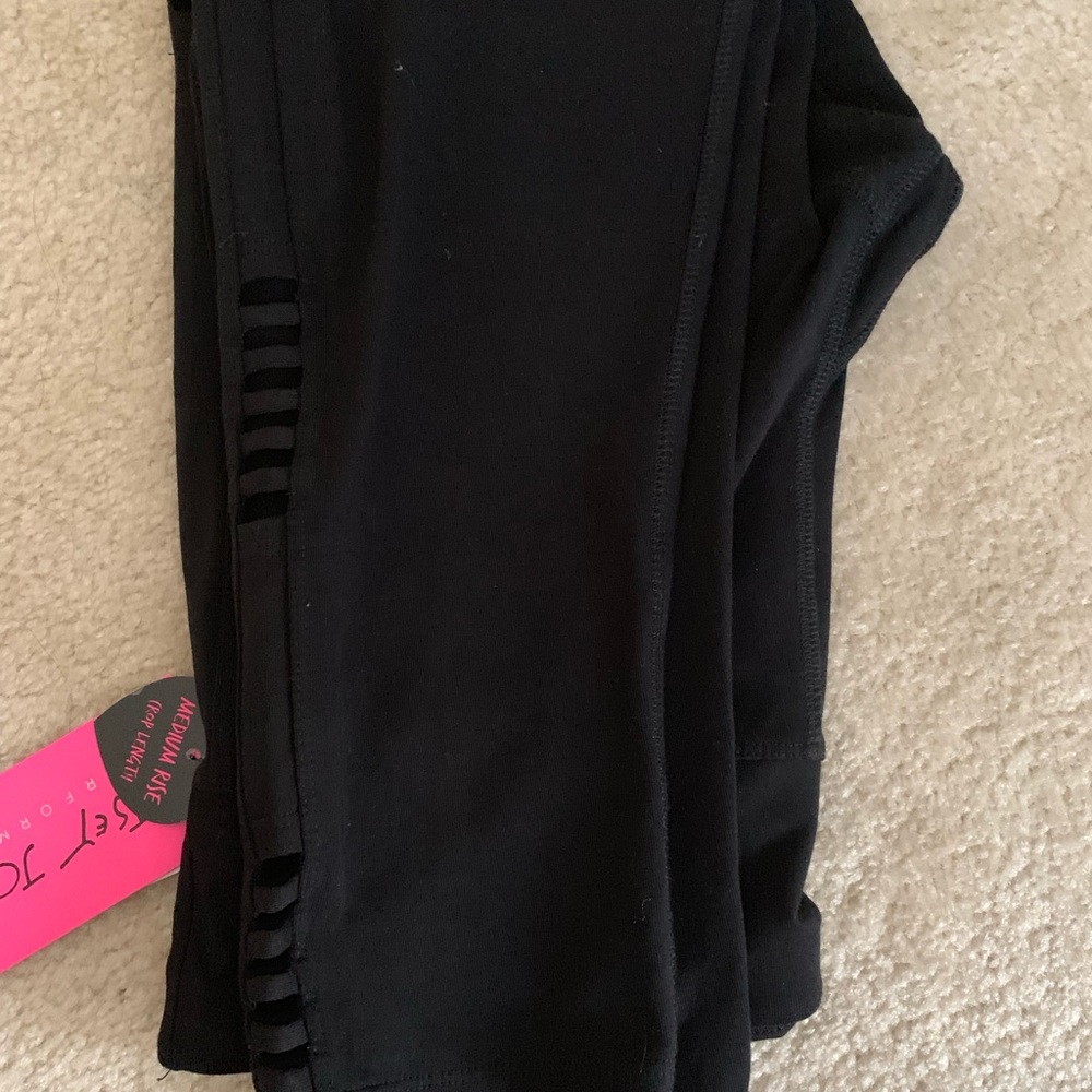 Performance capris - Picture 3 of 4